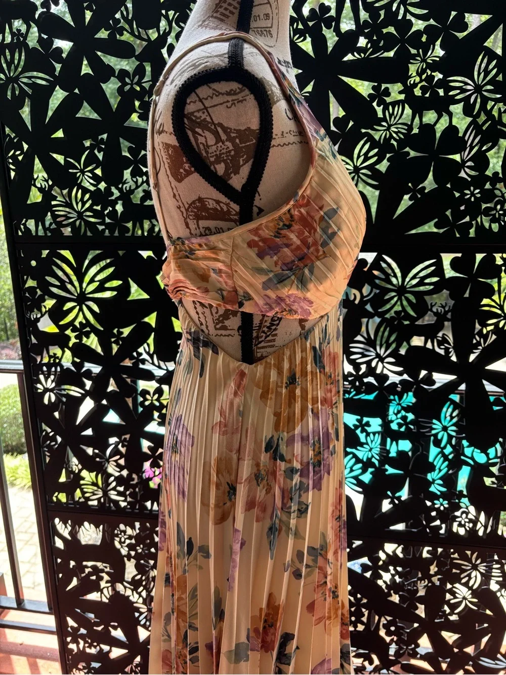 Abercrombie & Fitch Peach Floral Pleated Maxi Dress
